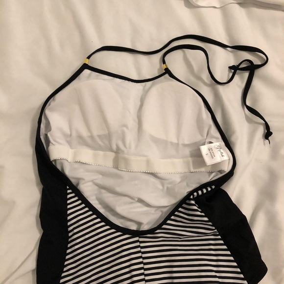 COPY - Roolee Sacramento One piece swimsuit size … - Picture 6 of 7